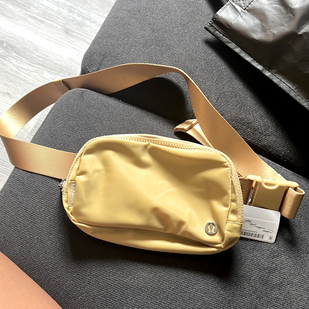 Lululemon Belt Bag